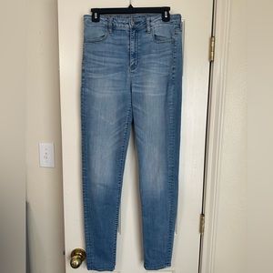 American Eagle light super stretch long jeans